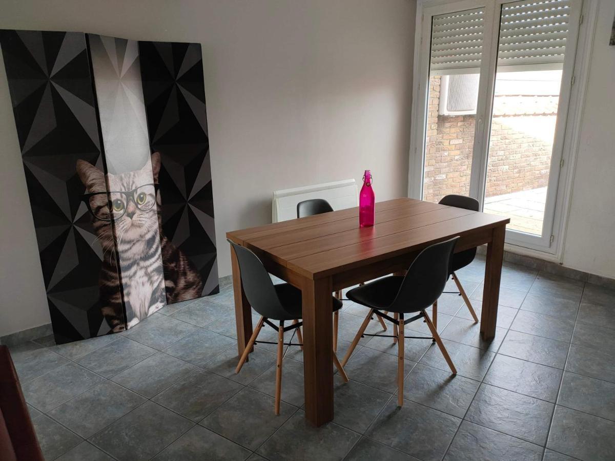 Appartement 2 Chambres Spacieuses Avec Terrasse Brouckerque Exteriör bild