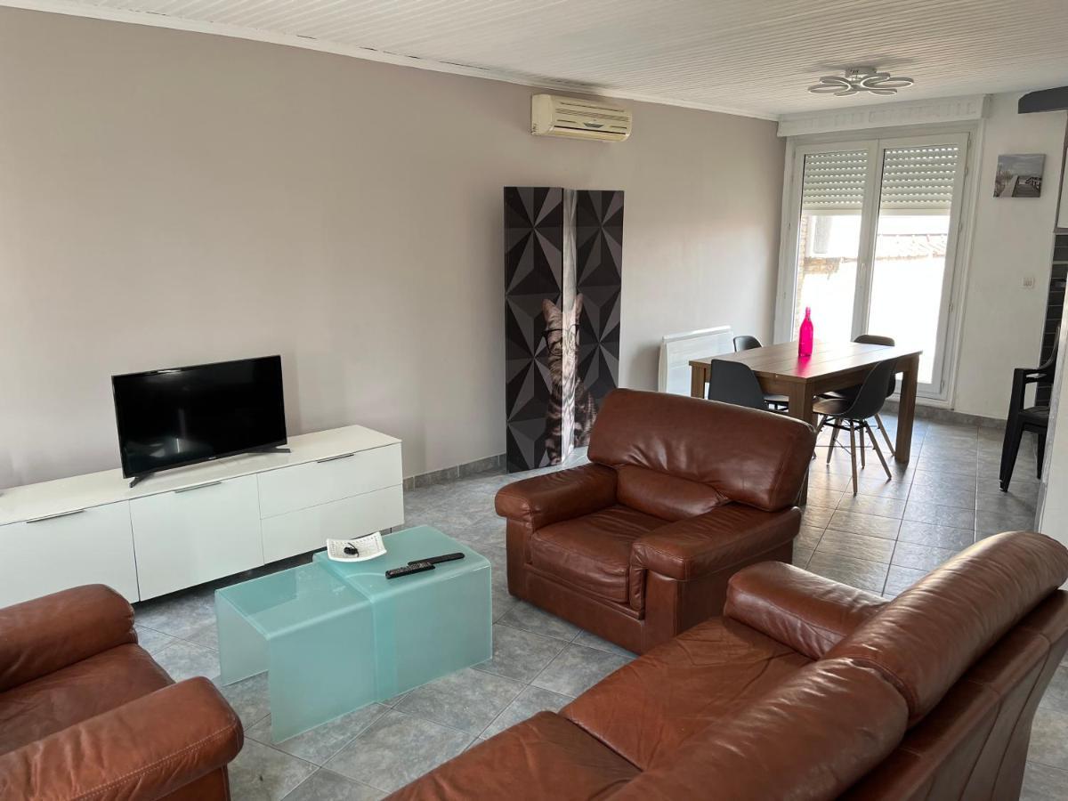 Appartement 2 Chambres Spacieuses Avec Terrasse Brouckerque Exteriör bild